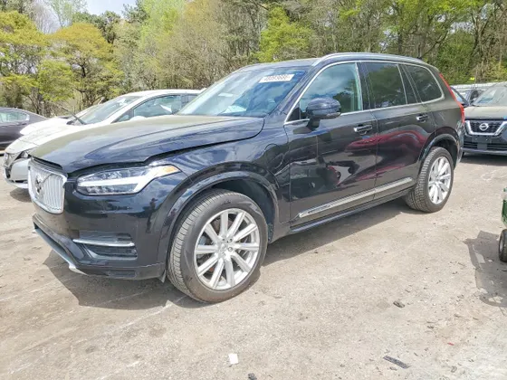 2016 Volvo XC90 Hybrid T8 Inscription