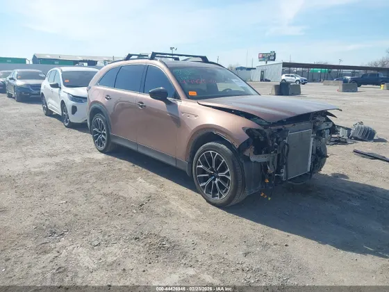 2025 Mazda CX-70 PHEV Premium Package