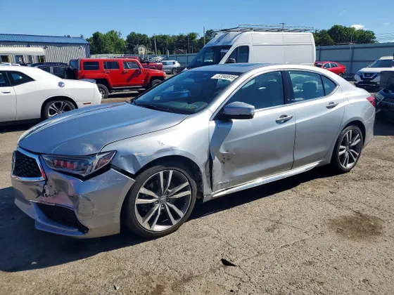 2019 Acura TLX w/Technology Pkg
