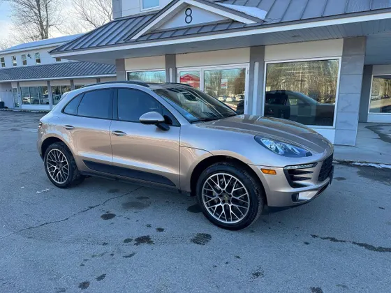 2015 Porsche Macan S
