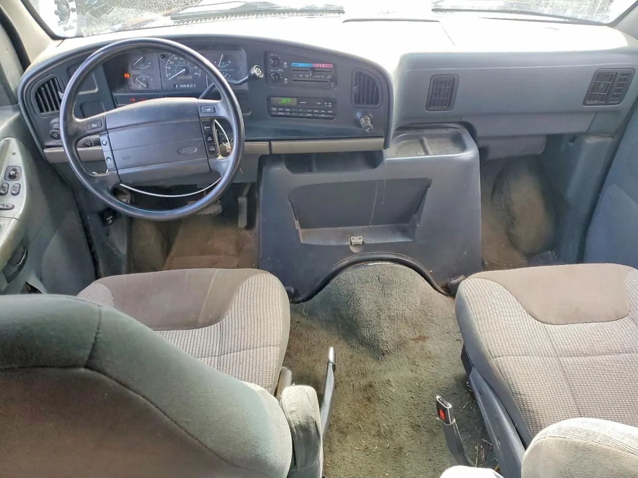 1996 Ford Club Wagon XL