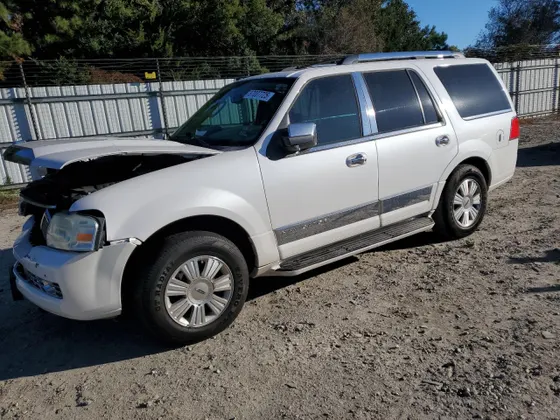 2009 Lincoln Navigator