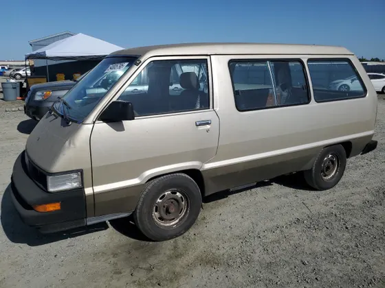 1986 Toyota Van Wagon CARGO