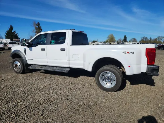 2022 Ford Super Duty F-450 DRW XL