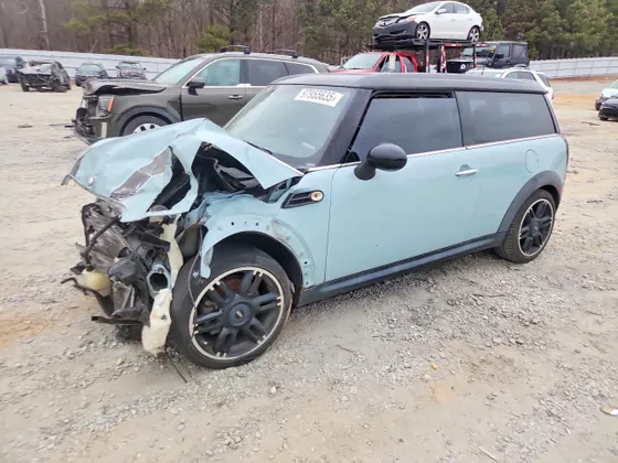 2014 MINI Cooper Clubman COOPER