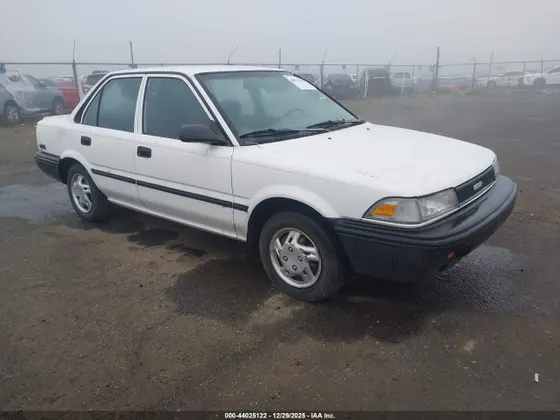 1990 Toyota Corolla DLX