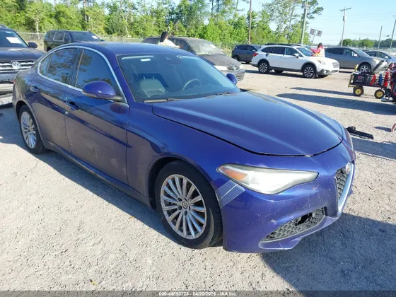 2021 Alfa Romeo Giulia RWD