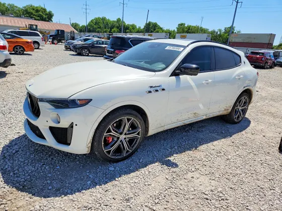 2022 Maserati Levante Modena S