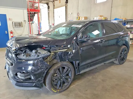 2021 Ford Edge ST-Line