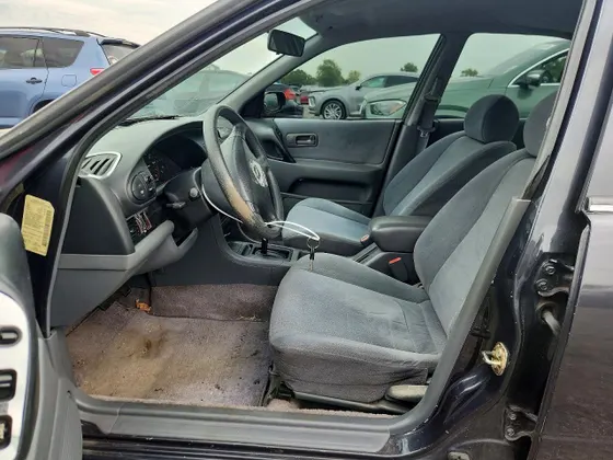 1997 Nissan Altima XE
