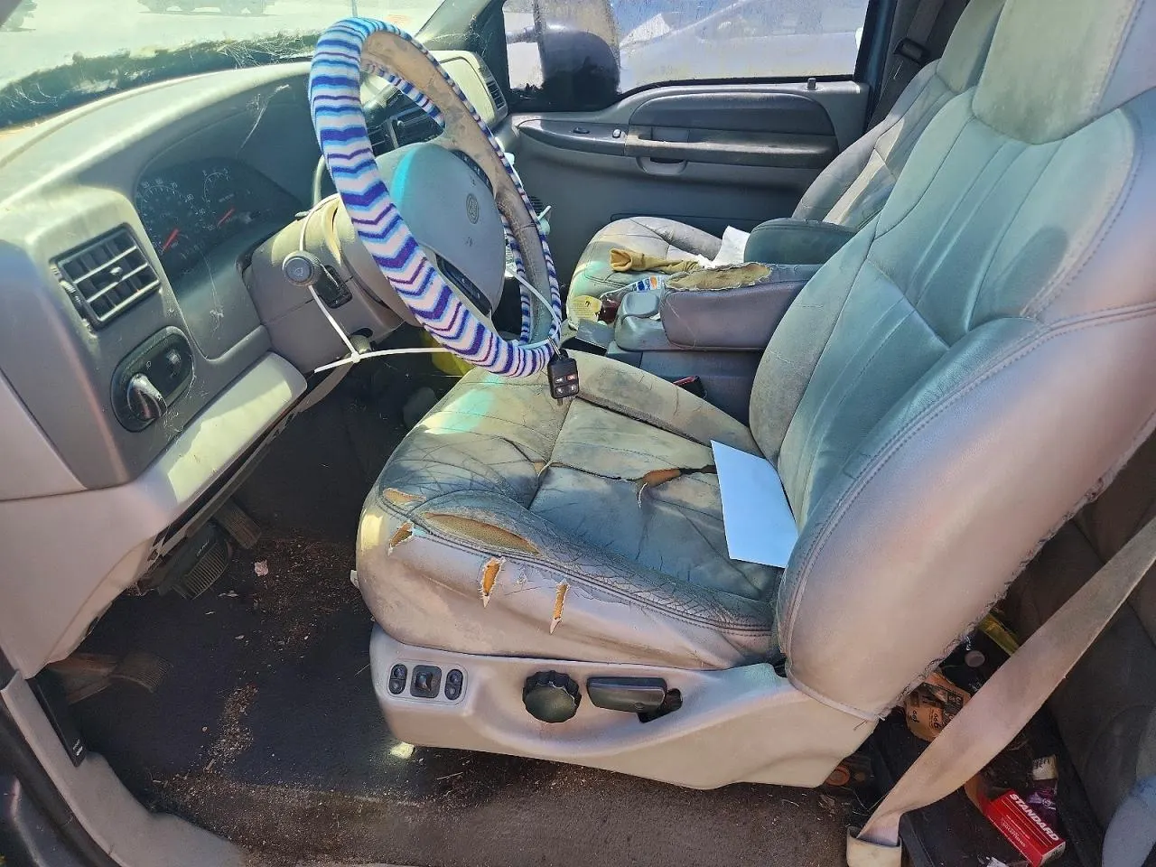 2000 Ford Excursion XLT