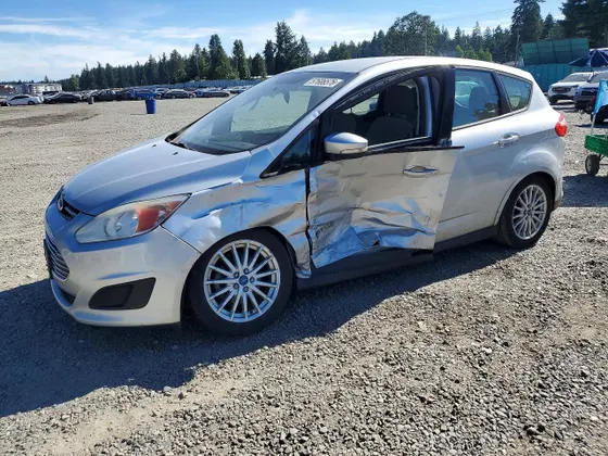 2013 Ford C-Max Hybrid SE