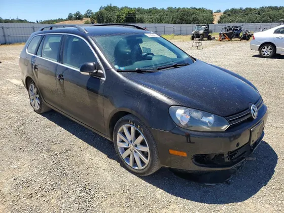 2010 Volkswagen Jetta SportWagen SE