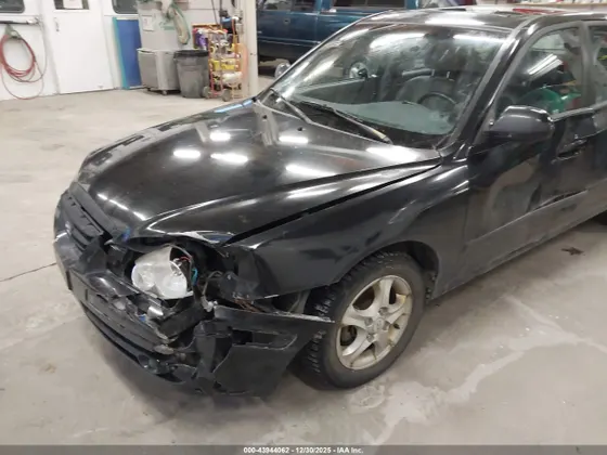 2005 Hyundai Elantra GLS