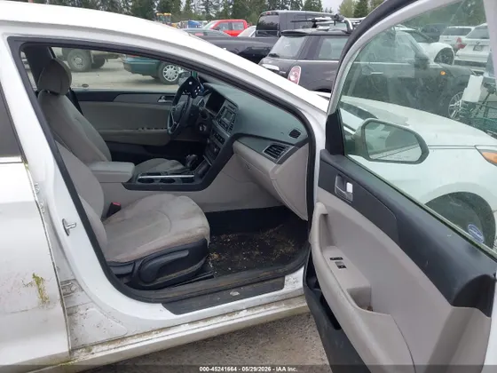 2015 Hyundai Sonata 2.4L SE