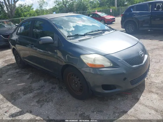 2010 Toyota Yaris