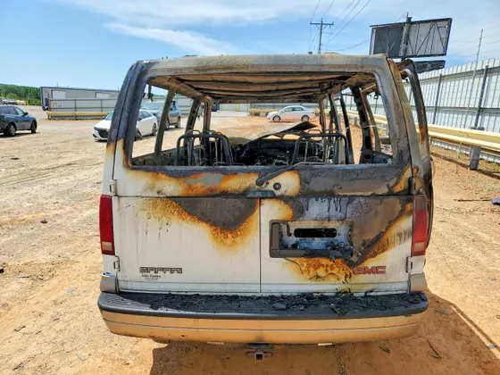 2003 GMC Safari Passenger SAFARI