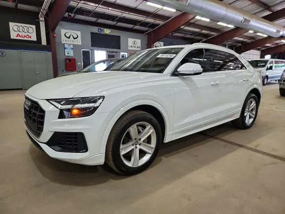 2019 Audi Q8 Premium