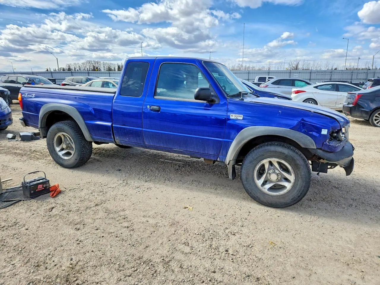 2004 Mazda B-Series 4WD Truck SE