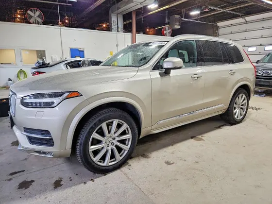 2016 Volvo XC90 T6 Inscription