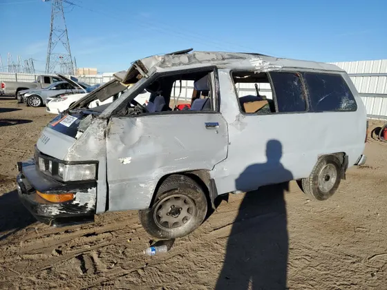 1987 Toyota Passenger Vans LE