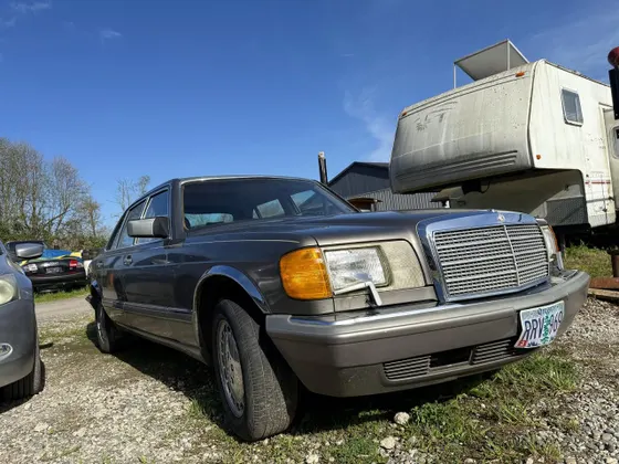 1986 Mercedes-Benz 420 Series 420SEL