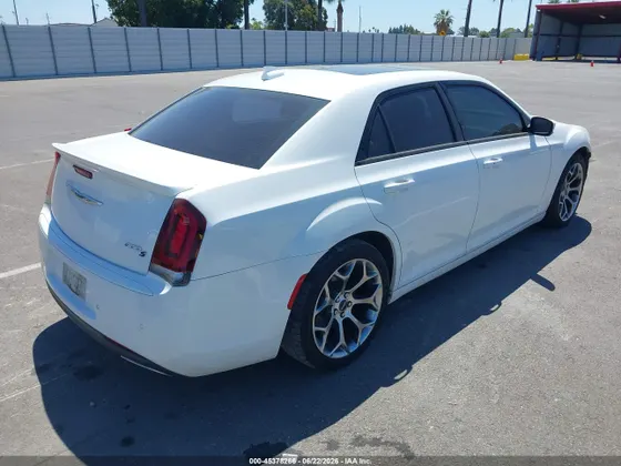 2018 Chrysler 300 300S