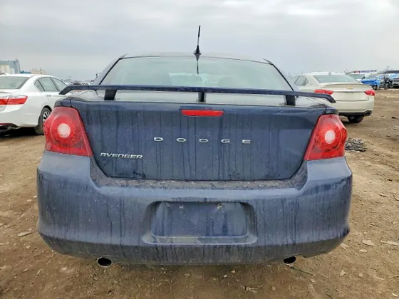 2013 Dodge Avenger SE V6