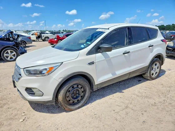 2019 Ford Escape S