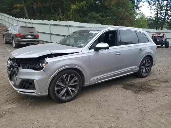 2020 Audi SQ7 PRESTIGE