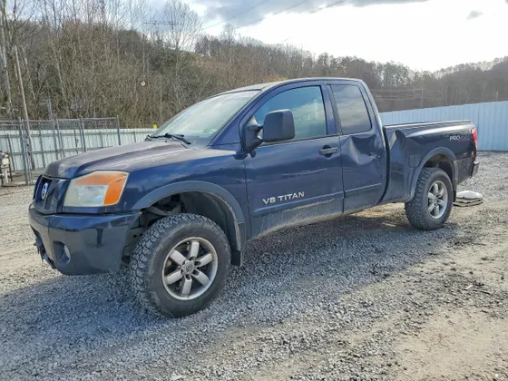2009 Nissan Titan SE