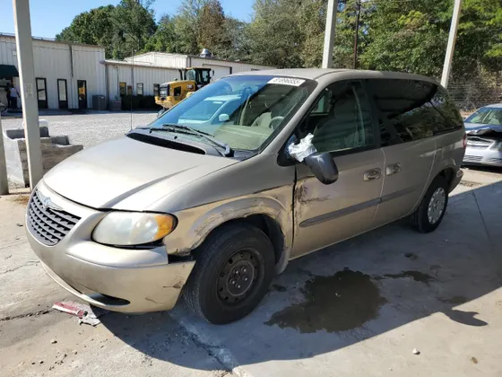 2002 Chrysler Voyager LX