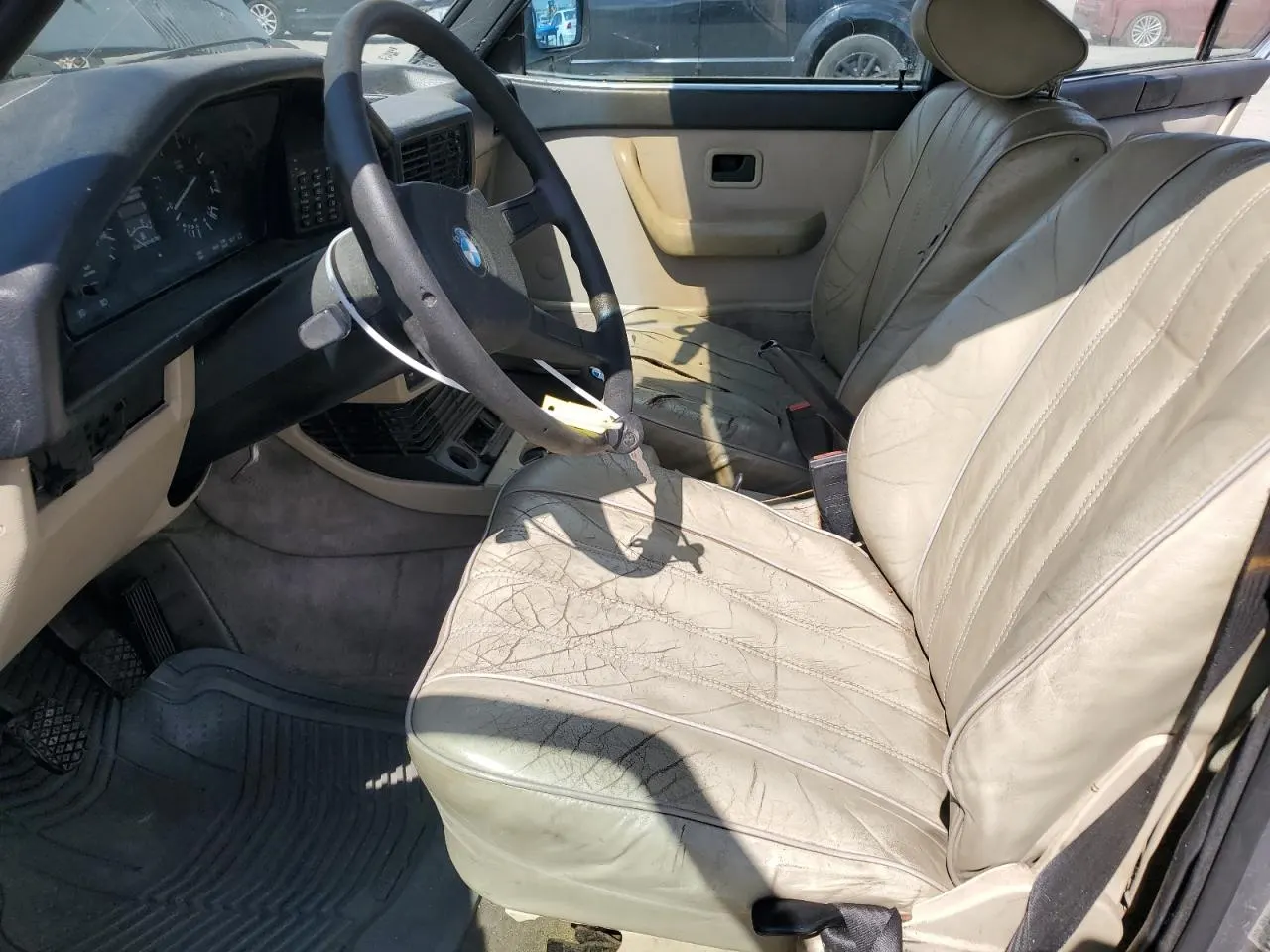 1984 BMW 528 - 533 - 633 - 733 528E