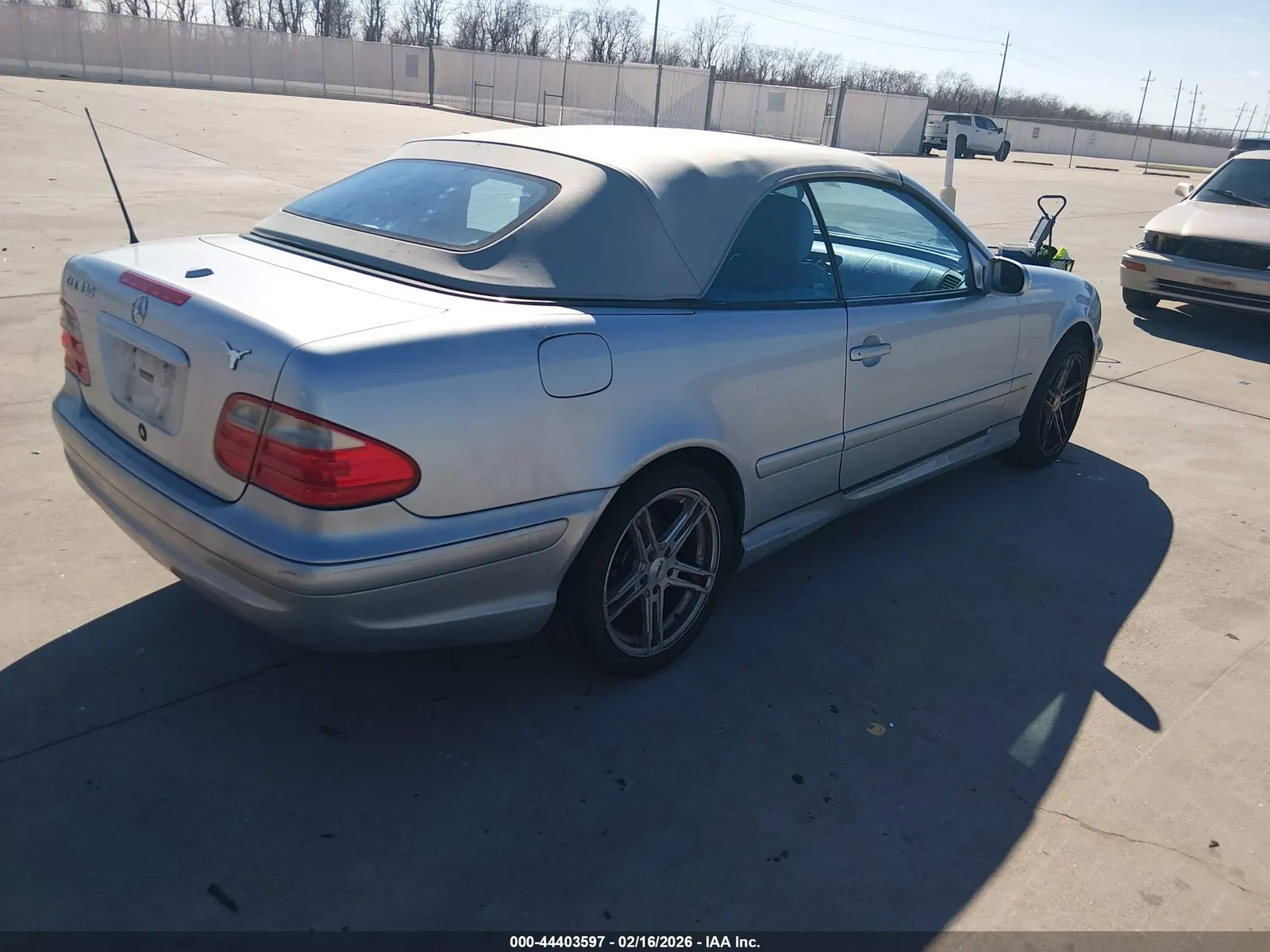 2001 Mercedes-Benz CLK-Class