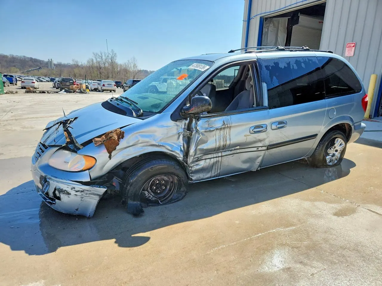 2006 Chrysler Town & Country SWB TOWN & COUNTRY