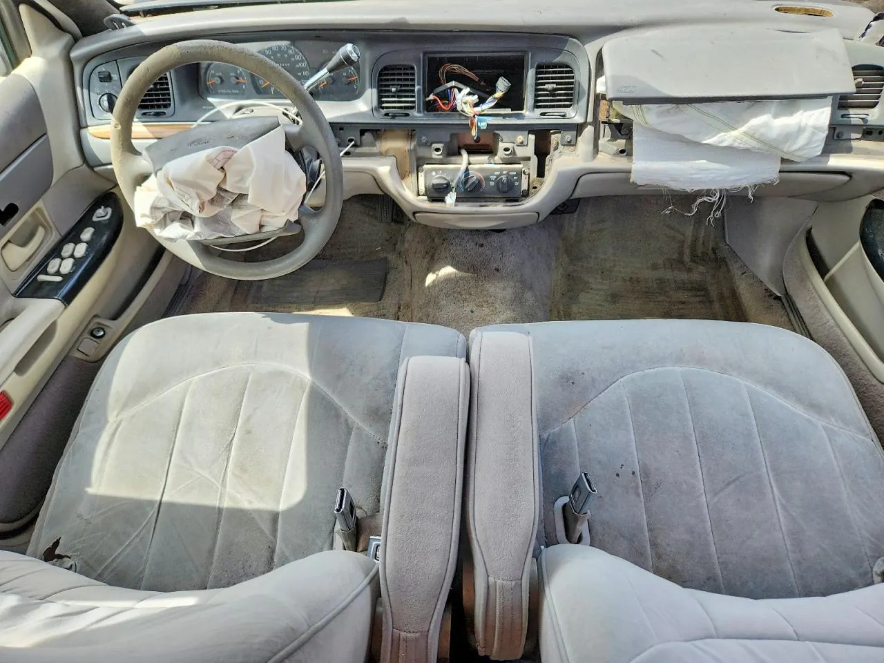 1997 Ford Crown Victoria