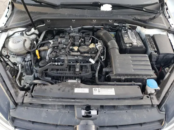 2019 Volkswagen Golf SportWagen S