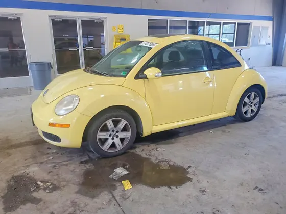 2006 Volkswagen New Beetle Coupe NEW BEETLE