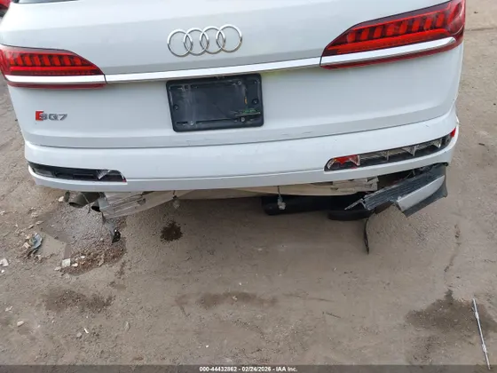 2023 Audi SQ7 Prestige