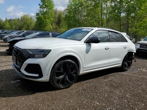 2022 Audi RS Q8