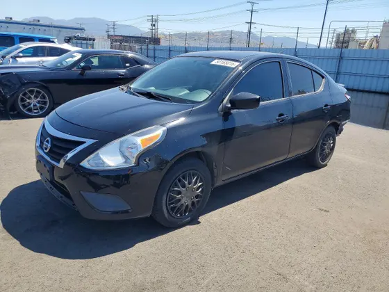 2019 Nissan Versa Sedan S