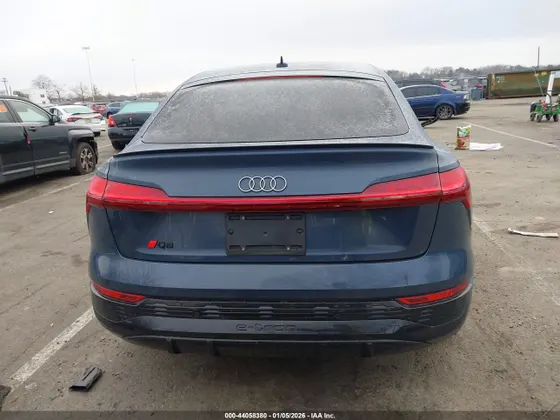 2024 Audi Q8 e-tron Sportback S line Premium Plus