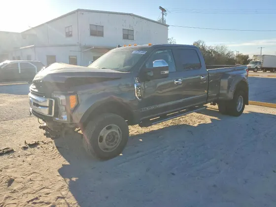 2019 Ford Super Duty F-350 DRW XL