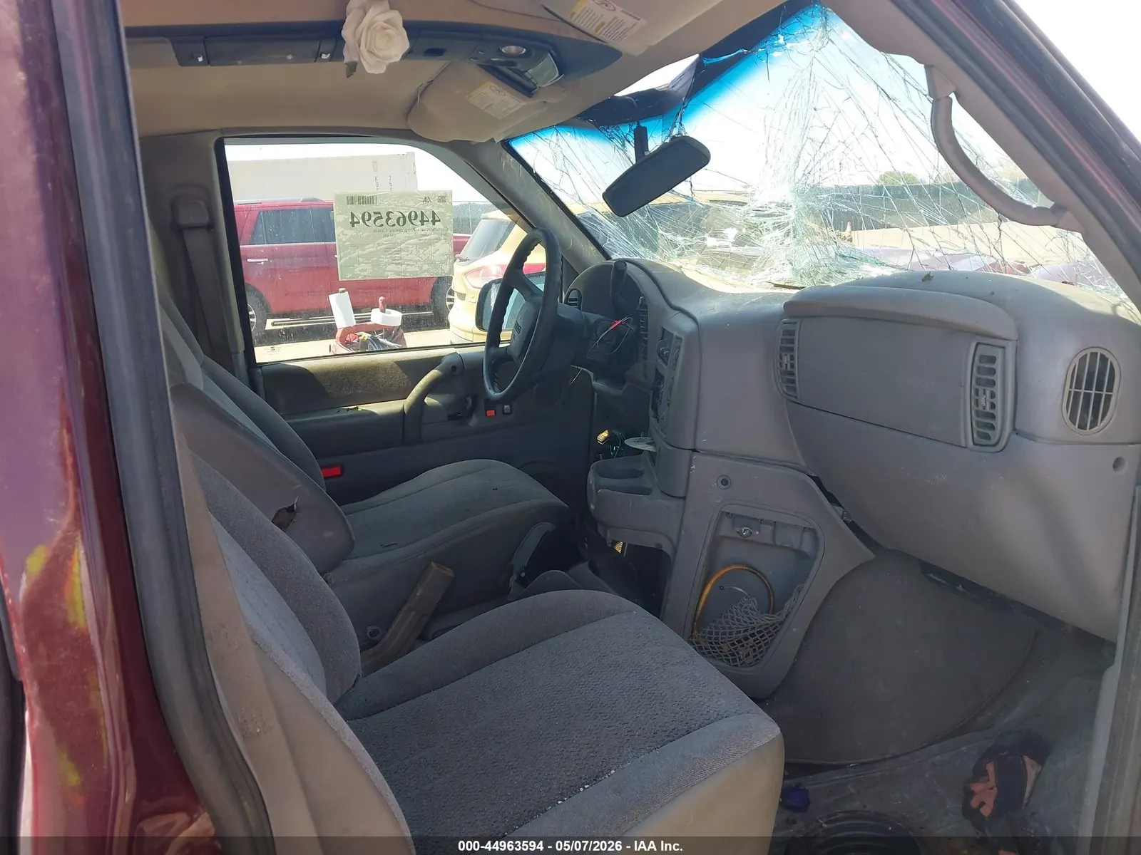 2004 GMC Safari Passenger