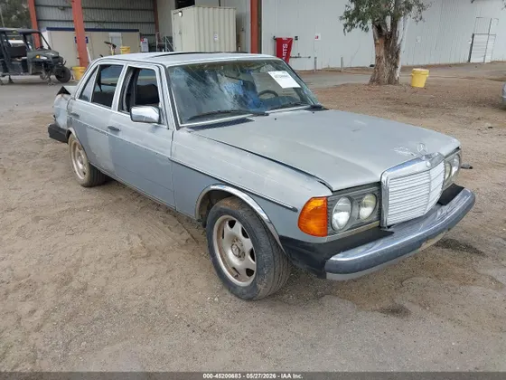 1983 Mercedes-Benz 300 Series 300D-T