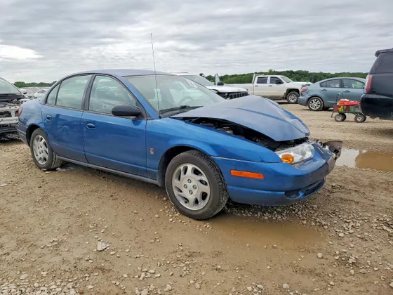 2000 Saturn SL SL2