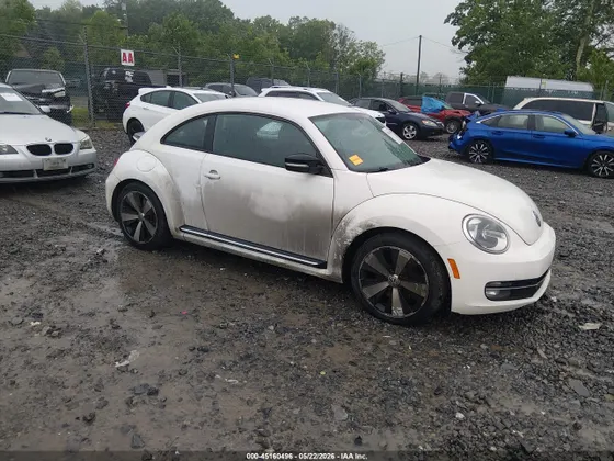 2012 Volkswagen Beetle 2.0T Turbo PZEV