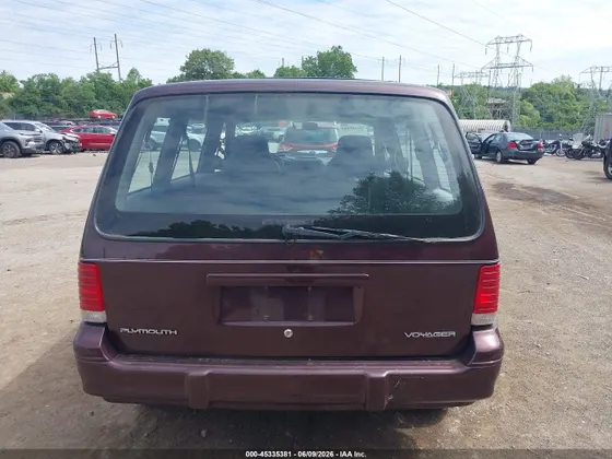 1995 Plymouth Voyager