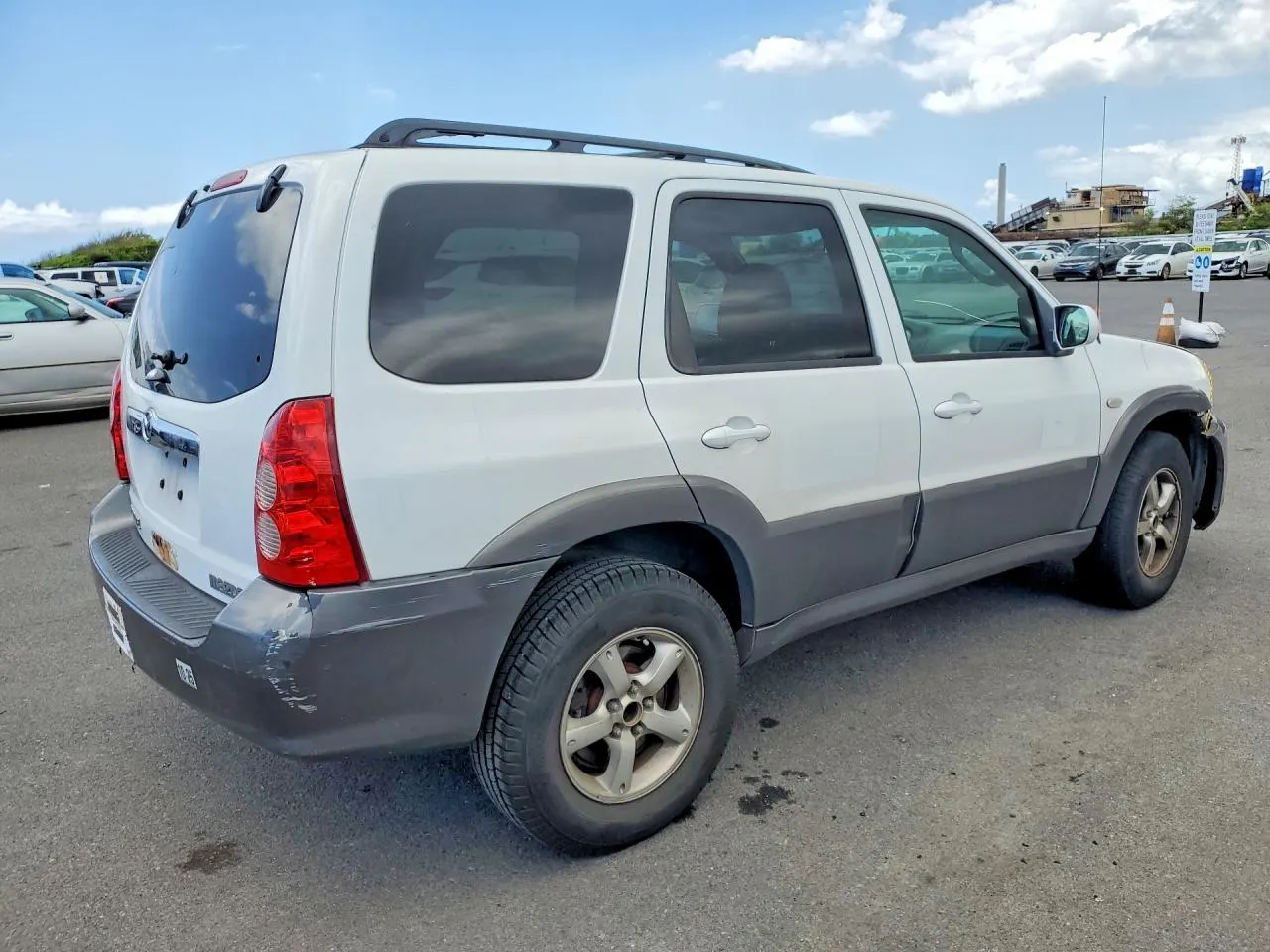2005 Mazda Tribute s