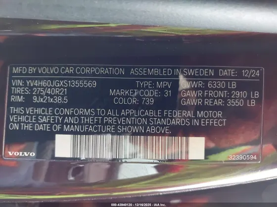 2025 Volvo XC90 Plug-In Hybrid Ultra